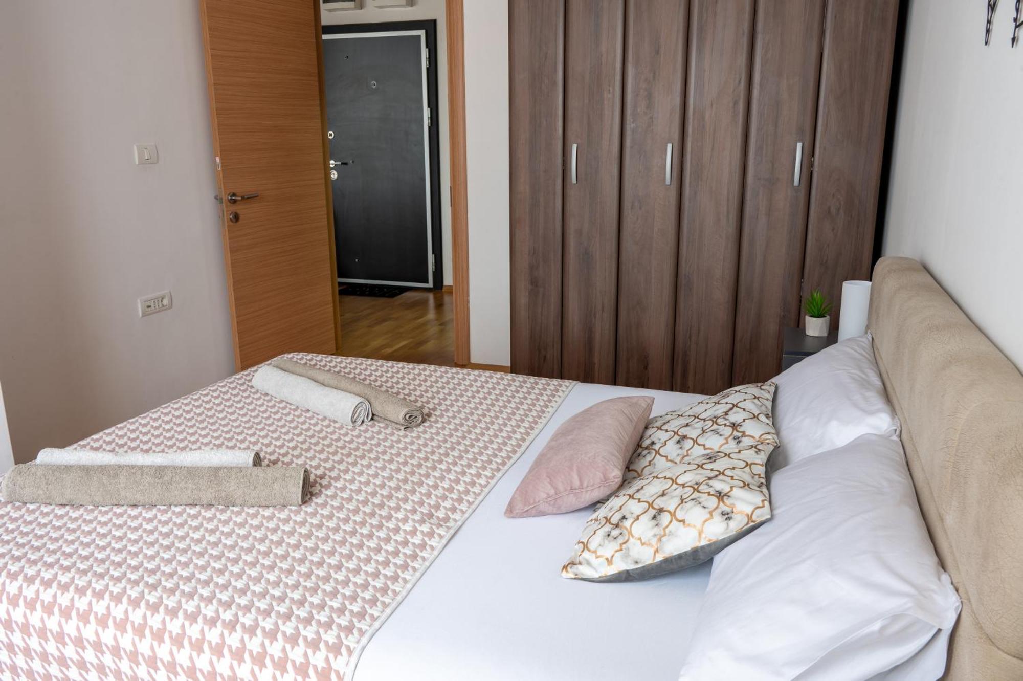 Skopje Station Apartment Kültér fotó